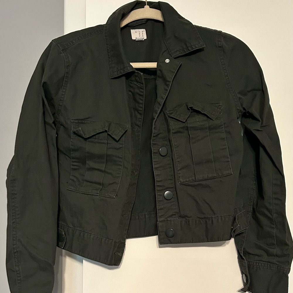 Crop jacket